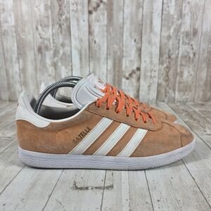 Adidas Gazelle Womens 9 Orange Suede Low Top Sneakers CQ0739 Retro Streetwear